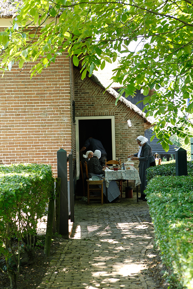 Best Things To Do In Giethoorn Netherlands featured by top US travel blog, Tea Cups & Tulips: image of Olde Maat Uus Museum in Giethoorn
