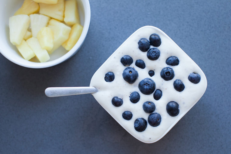 Creamy coconut frozen dessert