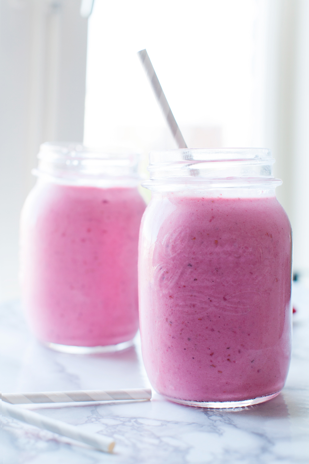 Smoothie recipe made of berries