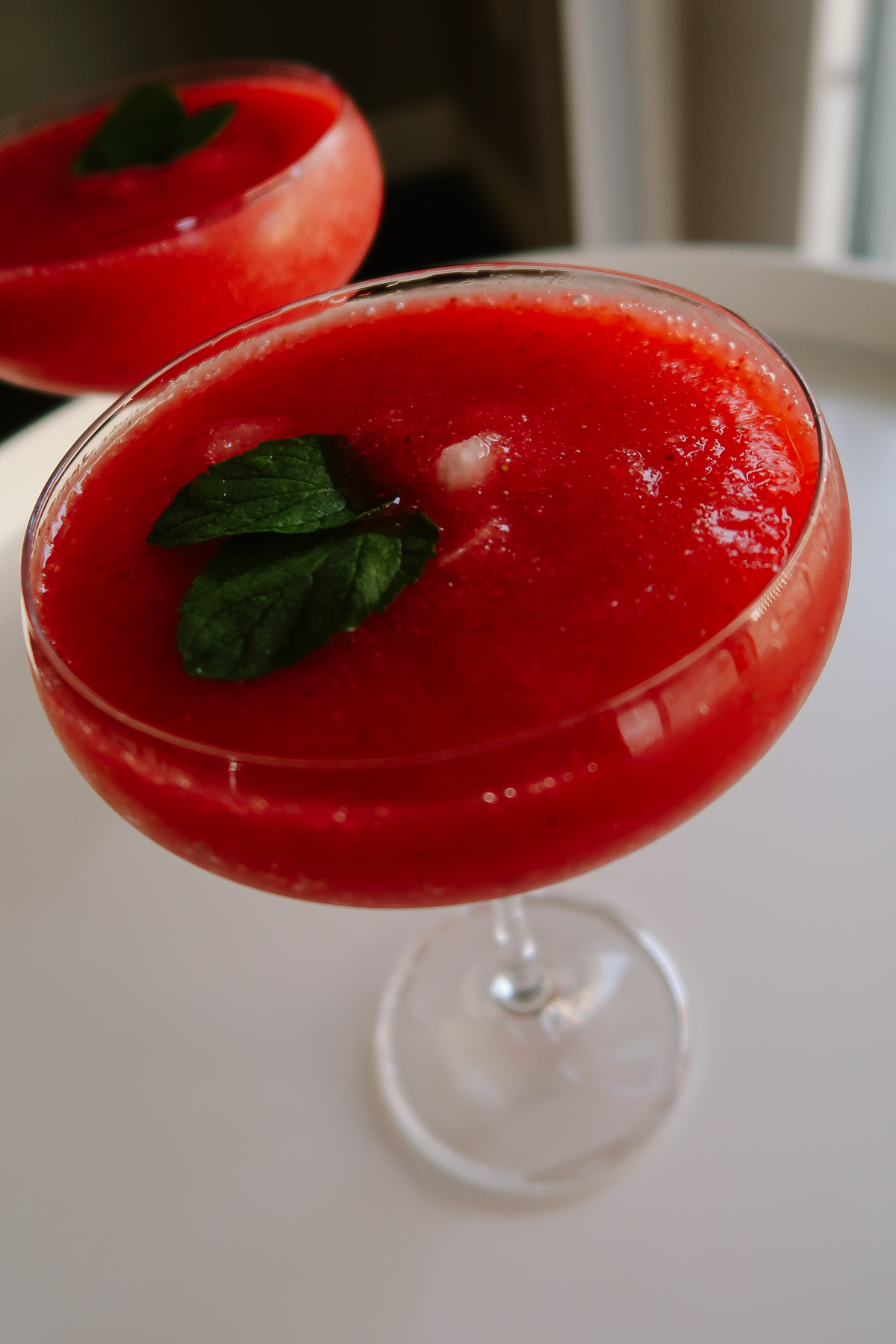 Skinny Frozen Strawberry Margarita Recipe